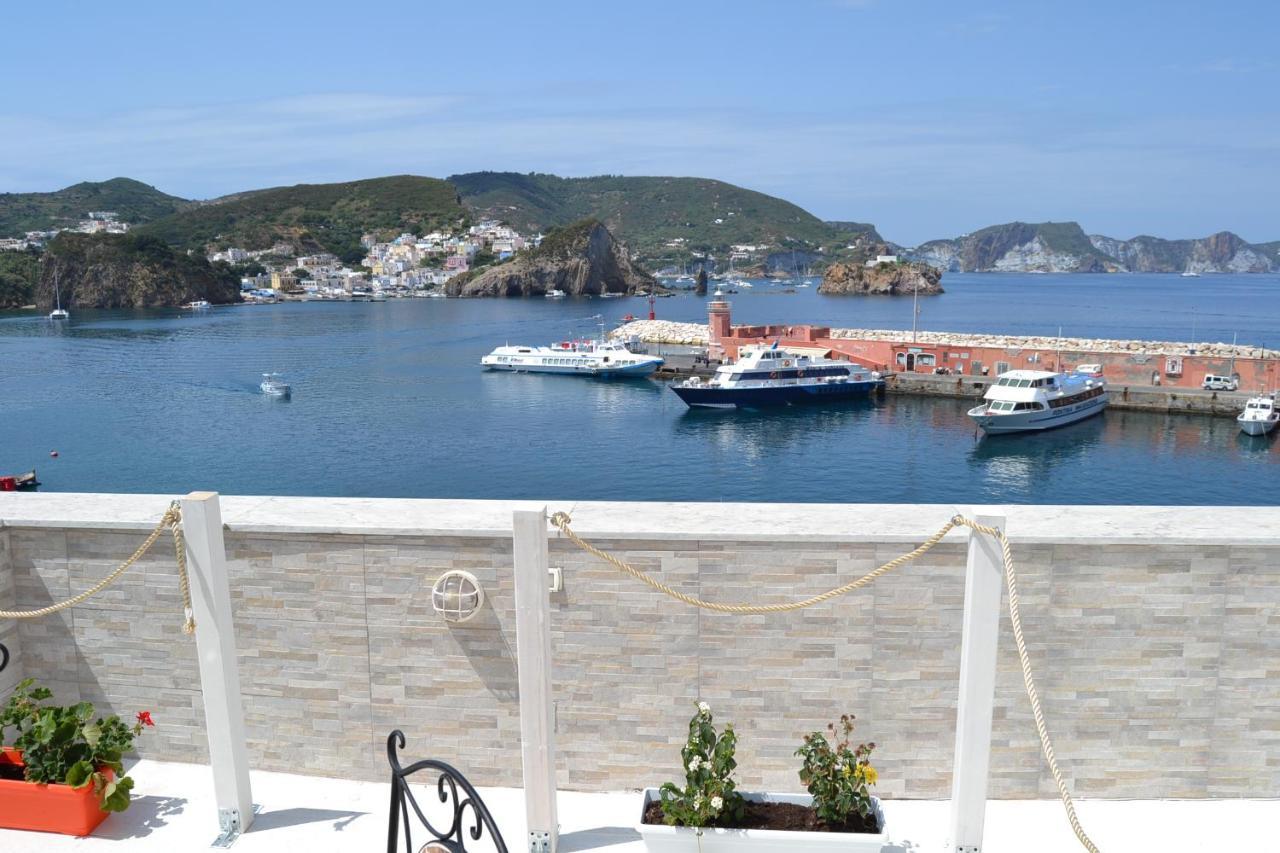 Maridea - La Darsena Apartman Ponza Kültér fotó